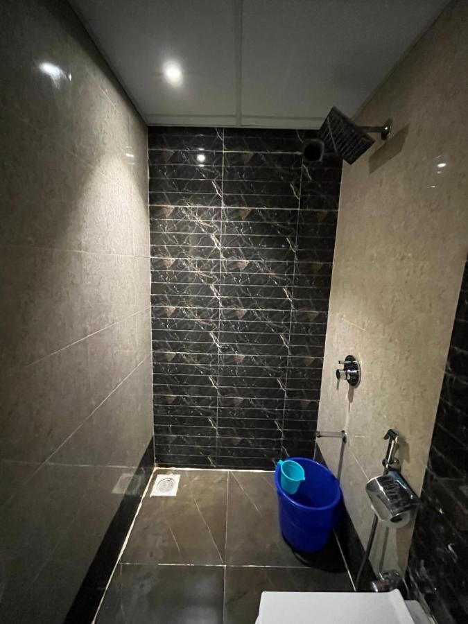 Hotel Wind Flower Regency - Near Kokilaben Hospital